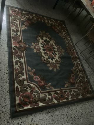 Elegante Alfombra de lana gris verdosa