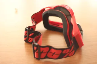 Gafas Motocross Rojas sin visera.