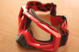 Gafas Motocross Rojas sin visera.