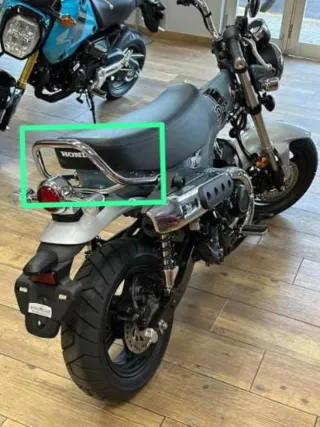 Asidero trasero Honda DAX 125