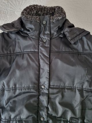 Abrigo acolchado negro talla 46-48