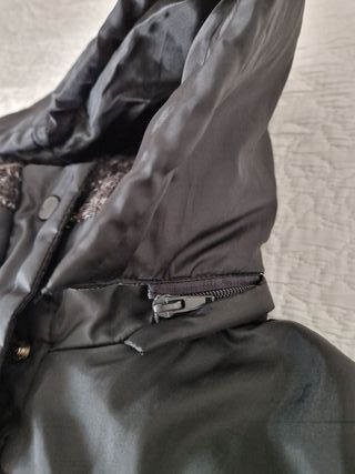 Abrigo acolchado negro talla 46-48
