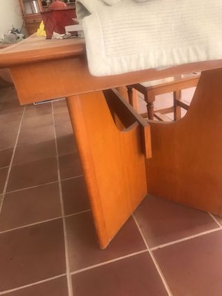 Mesa de comedor de pino