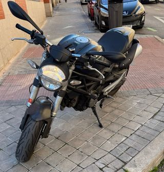 Ducati 696 A2 Naked 500cc