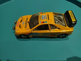 Modellino Auto Peugeot 405 turbo 16 Gialla Rally