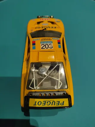 Modellino Auto Peugeot 405 turbo 16 Gialla Rally