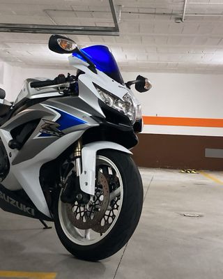 Suzuki GSXR 600cc