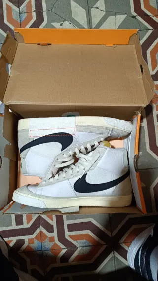 Nike Blazer Mid talla 45