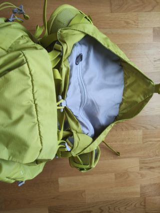 Mochila Salomon Out Night 30+5 Amarillo flúor