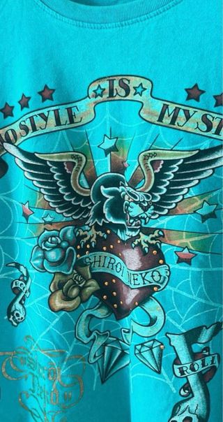 Camiseta Shiroi Neko Vintage