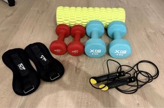 Pack Fitness: Mancuernas 8kg y 4kg + Accesorios