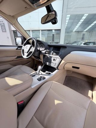 BMW X3 BMW X3 xDrive20d Essential Edition