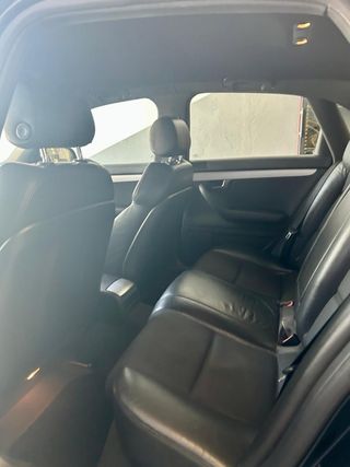 Audi A4 140CV PAQ.S-LINE