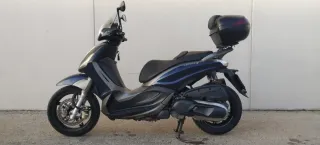 Piaggio Beverly 350i Maxiscooter