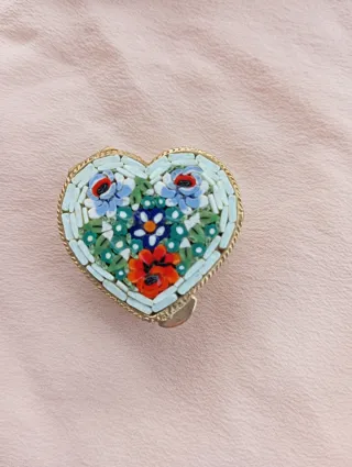 Scatolina vintage cuore micro mosaico idea regalo