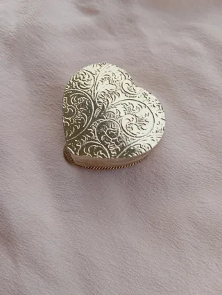 Scatolina vintage cuore micro mosaico idea regalo