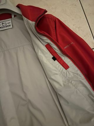 Giacca Woolrich rossa