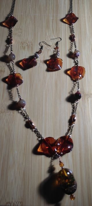 Collar artesanal bronce ámbar y gris