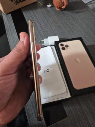 iPhone 11 Pro Oro