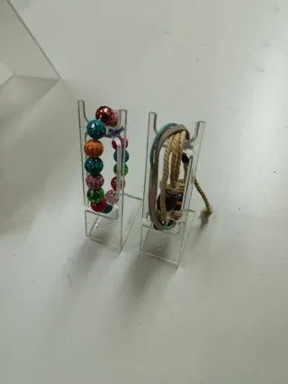 Expositores de metacrilato escalonados