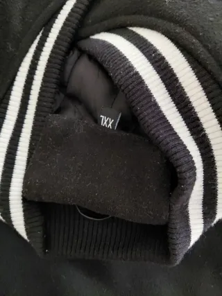 Giacca college uomo nera e rossa