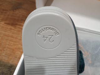 Bota infantil barefoot. Nuevo. T 24