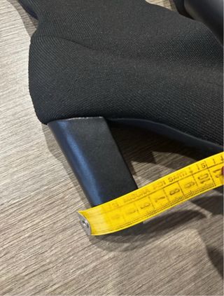 Stivali neri alti al ginocchio