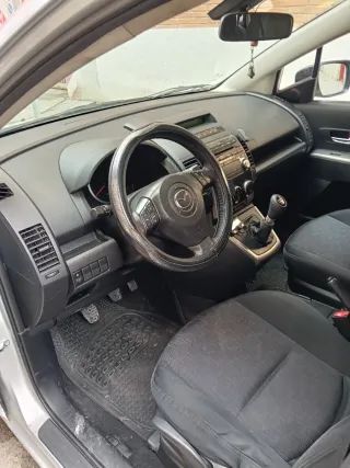 Mazda 5 2010