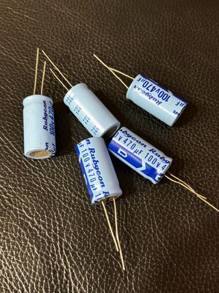5 Condensadores Rubycon 470uF 100V