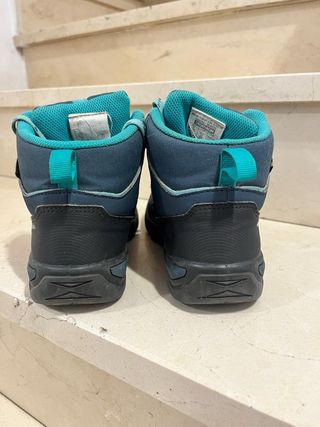 Botas montaña impermeables T.36