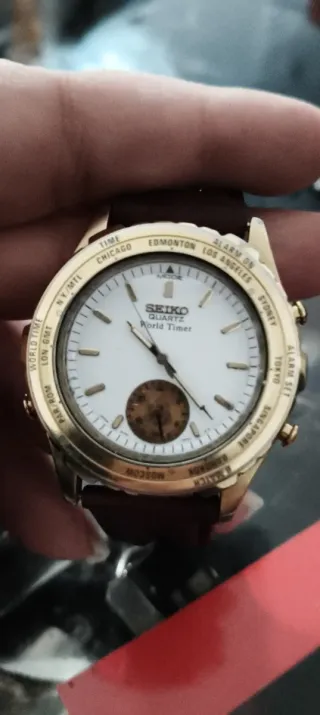 Reloj Seiko Quartz World Timer