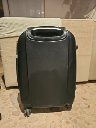 Maleta pequeña Wings negra