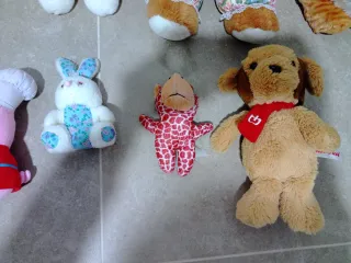 Lote de peluches variados
