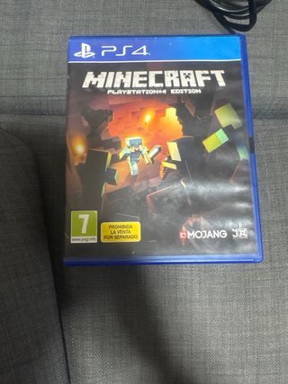 PS4 (PlayStation 4) Negra + 2 Mandos + 4 juegos