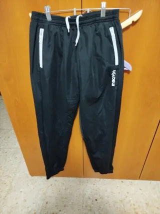 Pantalones deportivos Macron hombre negros