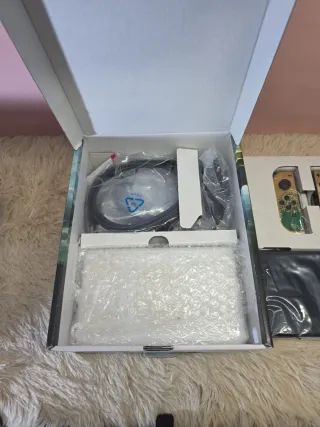 Nintendo Switch OLED Zelda Tears of the Kingdom