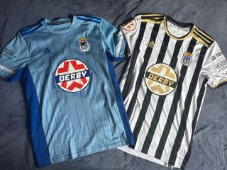 Lote 5 Camisetas Fútbol Badajoz