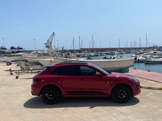 Porsche Macan GTS 2016