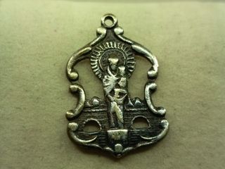 Medalla Antigua Religiosa El Pilar Metal