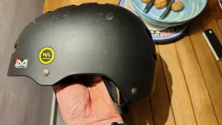 Casco Bell Faction 58-63 cm