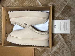 UGG Tasman Beige