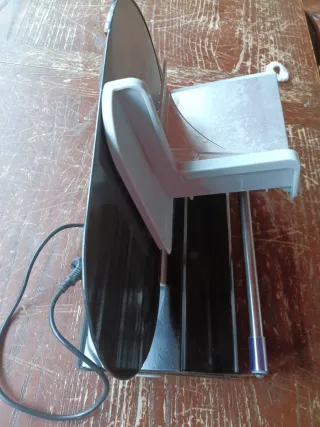 Affettatrice Elettrica SHINELCO in perfette condiz