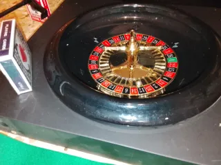 Juego de Ruleta y Blackjack