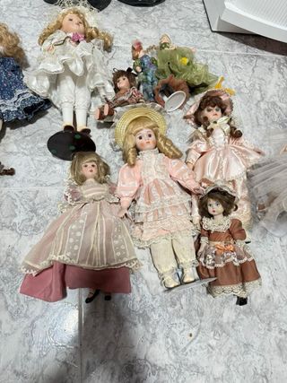 Confezione da 10 Bambole in Porcellana Vintage