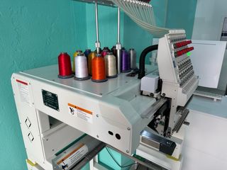 Máquina de bordar COS-W 1501G