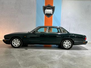 JAGUAR XJ 2000 4.0 V8 Sovereign