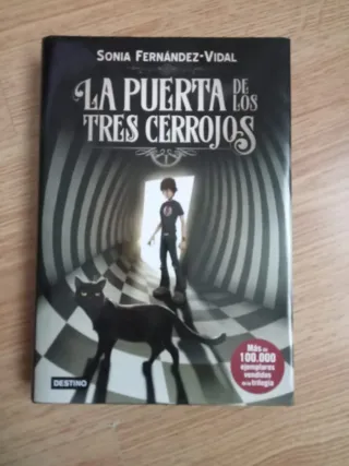 La puerta de los tres cerrojos