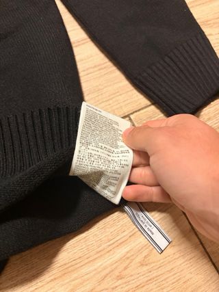 Jersey Ami Paris Negro Corazón Rojo