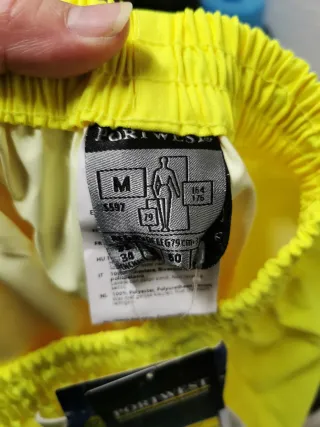 Pantalón impermeable reflectante amarillo