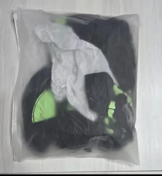 Costume scheletro per bambini. Nuovo.